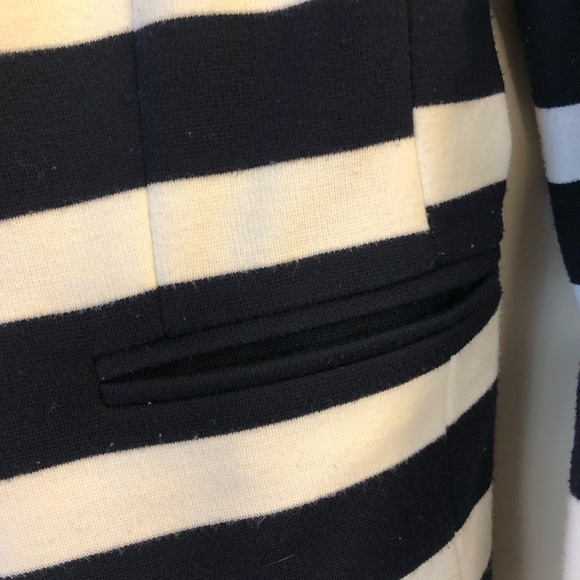 Gap The Academy Blazer/Size 4 - Picture 5 of 13